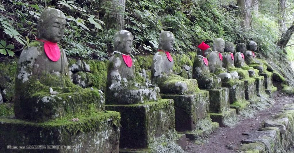 Statues religieuses au Japon