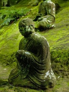 Statue religieuse au Japon
