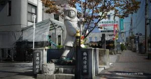 Statue de Yoshioka Myorin-ni